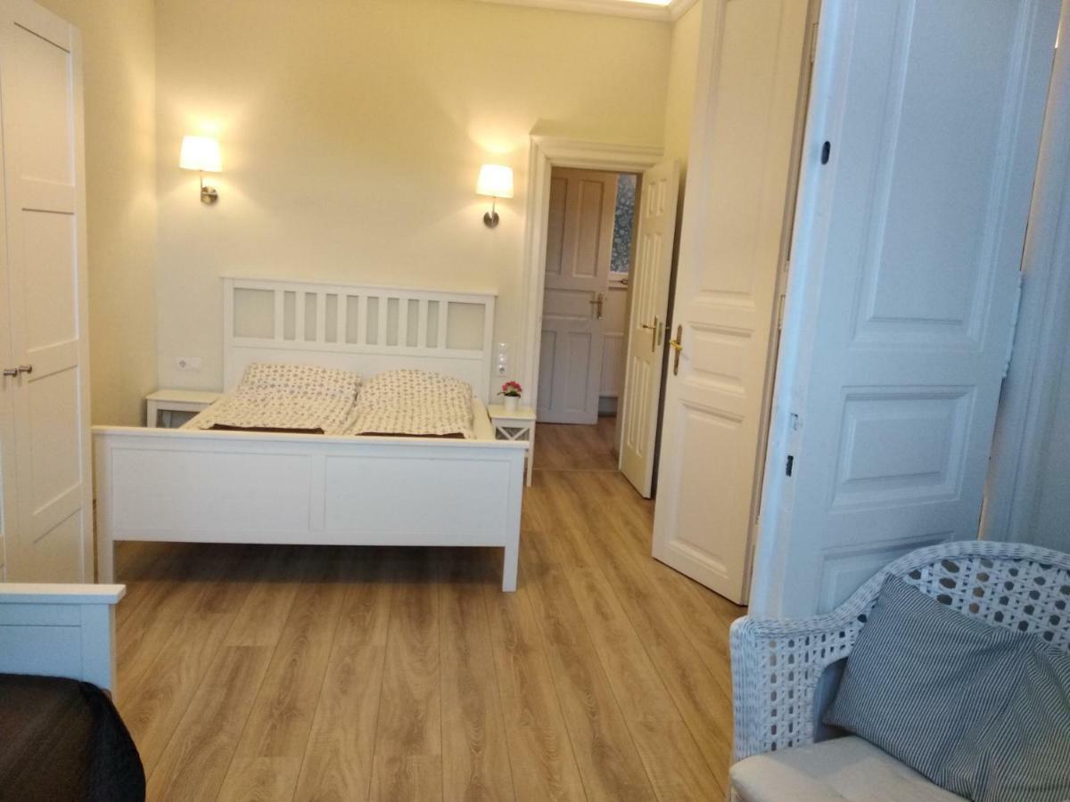 Apartment Rakoczi Ut 63.
